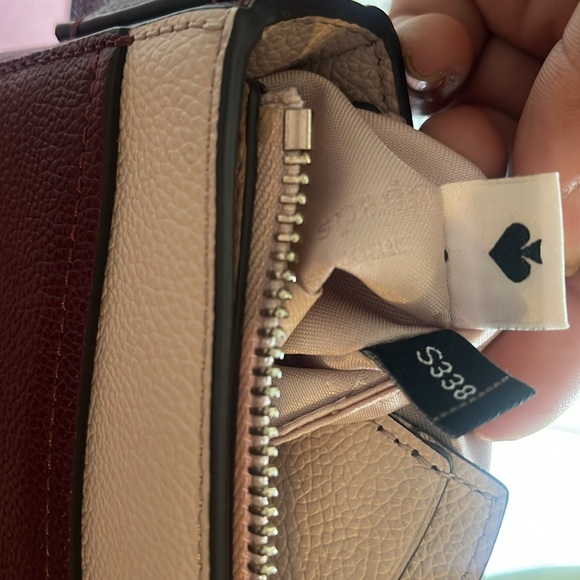 Kate Spade crossbody dusty rose and burgundy color - Picture 5 of 7
